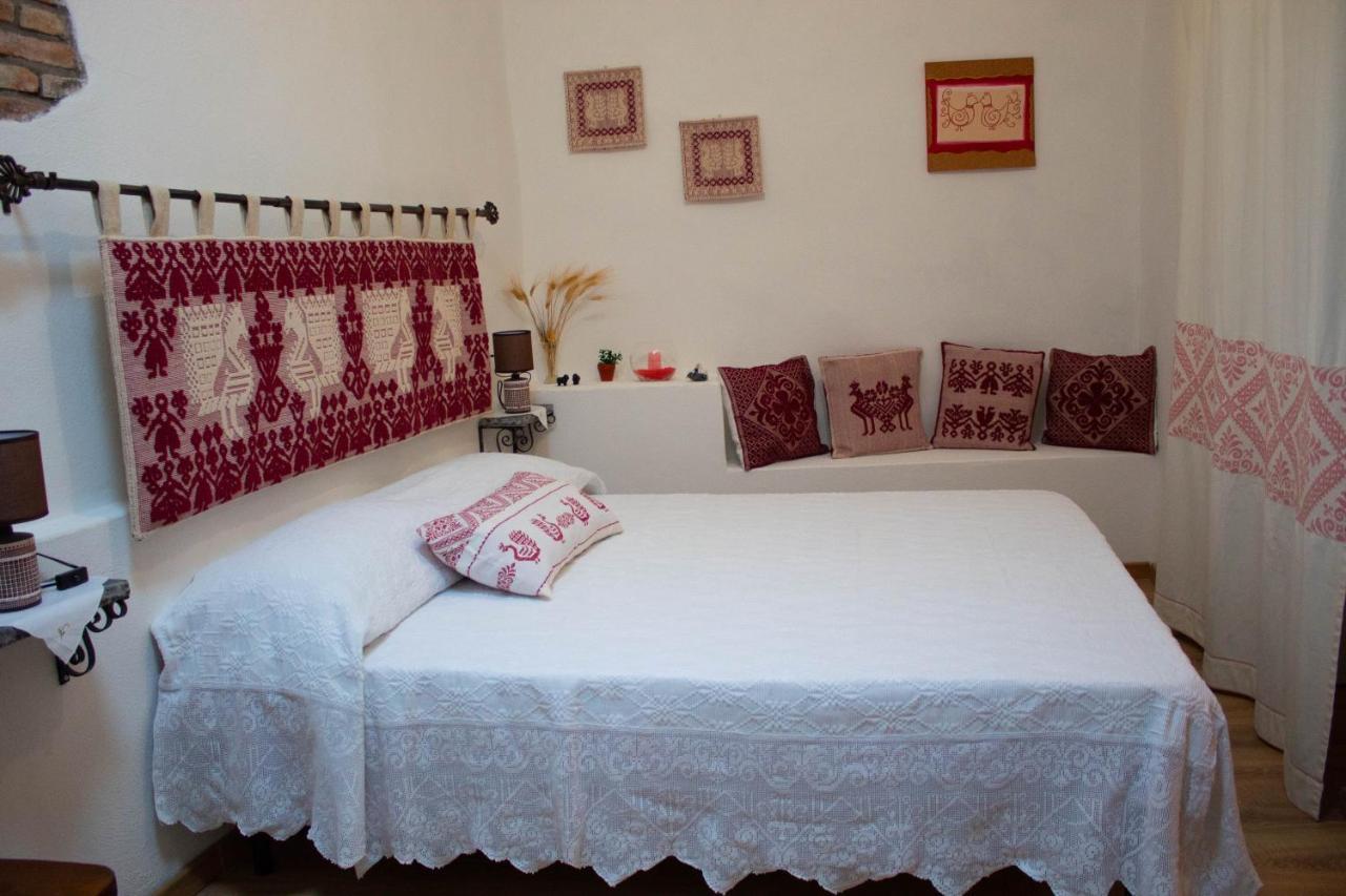 B&B Ziu Anacletu Villaputzu Buitenkant foto