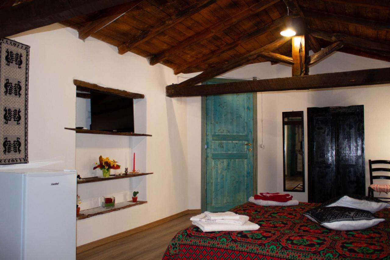 B&B Ziu Anacletu Villaputzu Buitenkant foto
