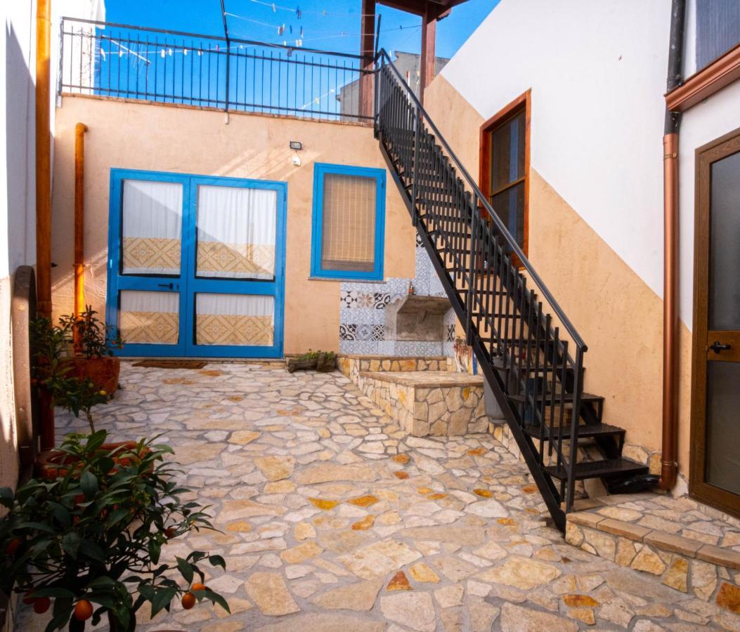 B&B Ziu Anacletu Villaputzu Buitenkant foto