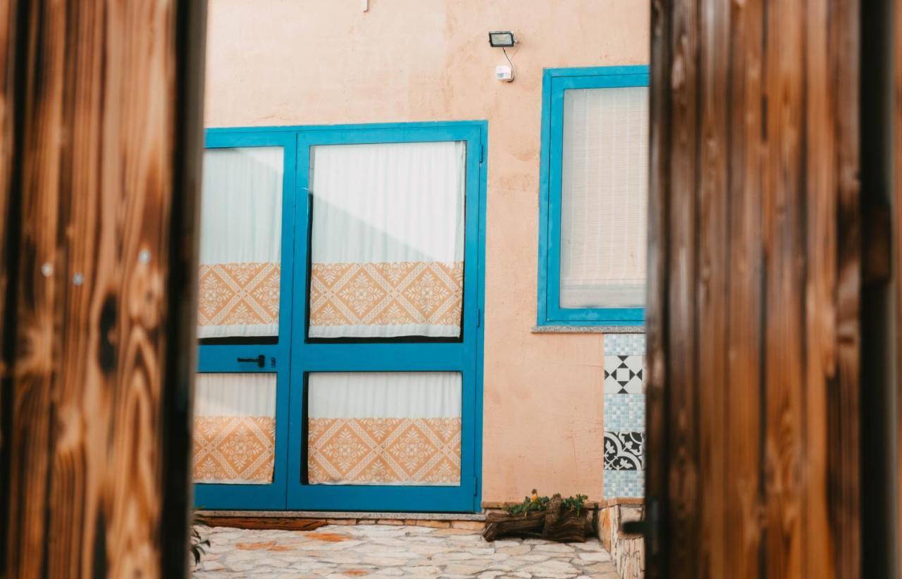B&B Ziu Anacletu Villaputzu Buitenkant foto